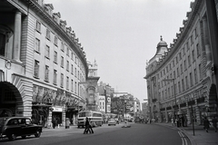 Egyesült Királyság, London, a Regent Street az Air Street-től a Piccadilly Circus felé nézve., 1973, Jakab Antal, Fortepan #210632