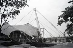 Germany, Munich, Olimpiai Park, Coubertinplatz, az olimpiai úszóversenyek helyszíne., 1976, Jakab Antal, modern architecture, Hyperbolic paraboloid shells , Fortepan #210655