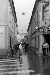 Magyarország, Eger, Dobó István tér, szemben a Szent János utca., 1977, Jakab Antal, Fortepan #210694