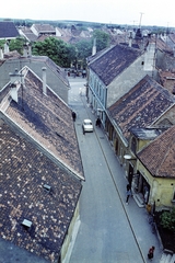 Hungary, Kőszeg, kilátás Hősök kapujából a Városház utca felé, háttérben a Fő (Köztársaság) tér., 1979, Jakab Antal, colorful, Fortepan #210764