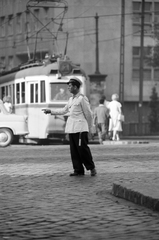 Hungary, Budapest XIII.,Budapest V., Jászai Mari tér, háttérben a mai Képviselői Irodaház ("Fehér Ház")., 1961, ETH Zürich, Budapest, directing traffic, tram, Fortepan #211179