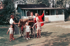 1955, Szalai Veronika, bicycle, colorful, suitcase, fun, smile, Fortepan #211588