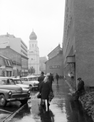 Hungary, Kecskemét, Koháry István körút, háttérben a Tudomány és Technika Háza, korábban zsinagóga., 1976, Szathmáry Géza dr., Fortepan #211717