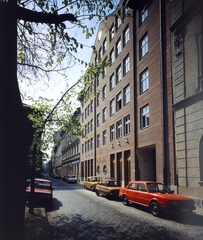 Magyarország, Budapest VII., Klauzál tér, háttérben a Nagy Diófa utca, 1988, Záray Péter, Budapest, Wartburg 353, VAZ 2101, Polski Fiat 126p, Fortepan #212033