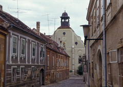 Magyarország, Kőszeg, Chernel utca, a háttérben a Szent Jakab-templom., 1969, Rose család, színes, Fortepan #212282