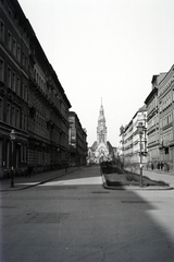 Németország, Lipcse, Erich-Pinkert-Strasse (ekkor Yorckstrasse) - Nordstrasse kereszteződése. Szemben a Nordplatzon a Szent Mihály-templom (Michaeliskirche)., 1938, Adelhardt Márta, utcakép, Fortepan #212330