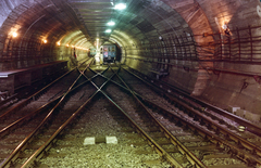 Magyarország, Budapest I., Déli pályaudvar metró végállomás, kihúzó alagút., 1972, Fortepan/Album057, Budapest, színes, alagút, metró, sínpálya, Fortepan #212493