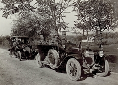 Slovenia, az elülső autó hátsó ülésén balra Wenzel von Wurm táborszernagy, az isonzói front közelében., 1915, Österreichische Nationalbibliothek, Mercedes-brand, automobile, Fortepan #212552