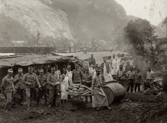 Slovenia, a várostól északra, a hegyek között, a Tolminka-patak völgyében lévő Pologar. Tábori pékség., 1915, Österreichische Nationalbibliothek, bakery, Fortepan #212557