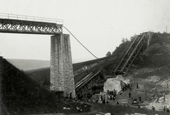 Ukraine, (ekkor Zolnówka), a visszavonuló orosz csapatok által felrobbantott viadukt., 1915, Österreichische Nationalbibliothek, bridge, wrecked bridge, Best of, Fortepan #212638