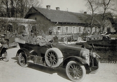 Ukrajna, Buszk, a személygépkocsiban hátul balra IV. Károly magyar király, jobbra Eduard von Böhm-Ermolli osztrák tábornok. A felvétel 1917. május 3-án készült., 1917, Österreichische Nationalbibliothek, automobil, Fortepan #212797