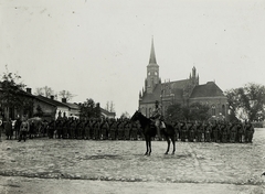 Lengyelország, Nowa Brzeźnica, háttérben a Keresztelő Szent János-templom (Kościół świętego Jana Chrzciciela)., 1915, Österreichische Nationalbibliothek, Fortepan #212815