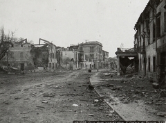 Olaszország, San Donà di Piave, a mai Piazza Angelo Trevisan felől a Corso Silvio Trenti (Via Maggiore) felé nézve., 1918, Österreichische Nationalbibliothek, háborús kár, Fortepan #212827