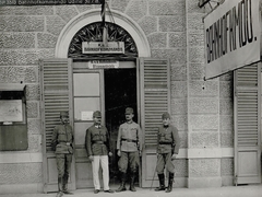 Olaszország, Udine, pályaudvar., 1918, Österreichische Nationalbibliothek, árnyékoló, zománctábla, pályaudvar, Fortepan #212875