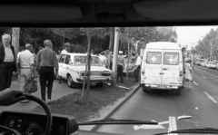 Magyarország, Budapest VI., Andrássy út (Népköztársaság útja), közlekedési baleset a Rippl-Rónai utca - Hősök tere közötti szakaszon., 1986, Urbán Tamás, Budapest, Fortepan #213253