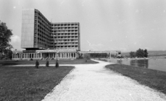 Magyarország,Balaton, Keszthely, Helikon szálló., 1975, Urbán Tamás, strand, Fortepan #213686