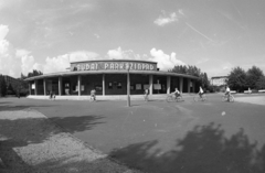 Magyarország, Budapest XI., a Budai Parkszínpad a Feneketlen-tó mellett., 1975, Urbán Tamás, Budapest, kerékpár, színház, Fortepan #213705