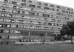 Magyarország, Budapest XI., Irinyi József utca 1-17., a BME Münnich Ferenc Kollégiuma (később Kármán Tódor Kollégium)., 1975, Urbán Tamás, Budapest, Fortepan #213721