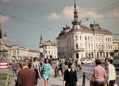 Romania,Transylvania, Cluj-Napoca, Wesselényi Miklós utca (Strada Regele Ferdinand, ekkor Strada Dózsa György) a Szamos híd felé nézve, jobbra a Széchenyi tér (Piata Mihai Viteazul), a sarkon a Babos-palota., 1975, Fortepan, colorful, street view, Fortepan #21456