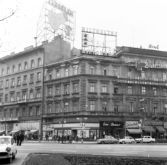 Magyarország, Budapest VI., balra a Teréz (Lenin) körút, jobbra az Oktogon (November 7. tér) 4., 1970, FŐFOTÓ, Wartburg 311/312, Budapest, Opel Rekord P1, Fortepan #214704