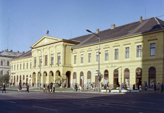 Hungary, Debrecen, Piac utca (Vörös Hadsereg útja) 20., a Megyei Tanács (korábban és ma Városháza)., 1970, FŐFOTÓ, building, street view, pedestrian, Red Star, crosswalk, Fortepan #214781