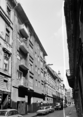 Hungary, Budapest VI., balról a második ház a Lázár utca 10., 1970, FŐFOTÓ, Budapest, balcony, building, automobile, window, Fortepan #214796