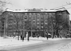 Magyarország, Budapest VII., Bethlen Gábor tér 3., balra a Bethlen Gábor utca, jobbra az István (Landler Jenő) utca., 1971, FŐFOTÓ, Budapest, Fortepan #214940