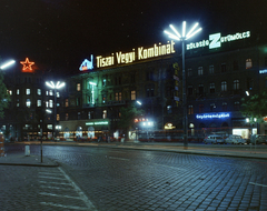 Magyarország, Budapest V., Nyugati (Marx) tér, balra a Stollár Béla utca torkolata a Bajcsy-Zsilinszky útnál., 1971, FŐFOTÓ, Budapest, vörös csillag, Tiszai Vegyi Kombinát, Fortepan #215049