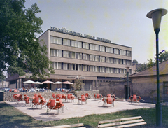 Hungary, Esztergom, Volántourist Üdülő Szálloda (később, az átépítése után, Érseki Papnevelő Intézet) a Kis Duna (Lenin) sétány felől nézve., 1971, FŐFOTÓ, Fortepan #215356