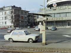 Hungary, Budapest II., Szilágyi Erzsébet fasor, szemben jobbra a Budapest körszálló., 1971, FŐFOTÓ, Budapest, taxicab, Fortepan #215441