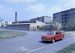 Hungary, Oroszlány, az V. számú bölcsöde az Óvoda köz mellett, háttérben a Rákóczi Ferenc út házai., 1971, FŐFOTÓ, number plate, Fortepan #215451