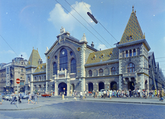 Magyarország, Budapest IX., Fővám (Dimitrov) tér, Központi Vásárcsarnok., 1972, FŐFOTÓ, Budapest, üveg-porcelán bolt, gyalogátkelő, Fortepan #215639