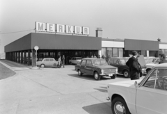 Magyarország, Budapest XXI., Védgát utca 5-7., a Merkur Személygépkocsi Értékesítő Vállalat telepe., 1973, FŐFOTÓ, rendszám, Budapest, Merkur Személygépkocsi Értékesítő Vállalat, VAZ 2101, Fortepan #215695