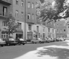 Magyarország, Budapest I., Markovits Iván utca, a Batthyány téri vásárcsarnoktól az Iskola utca felé nézve., 1973, FŐFOTÓ, Budapest, Wartburg 353, VAZ 2101, Fortepan #215808