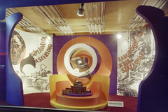 1973, FŐFOTÓ, Show window, exhibition, advertising photography, gramophone, Fortepan #216060