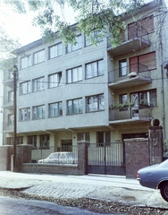 Magyarország, Budapest XI., Badacsonyi utca, szemben az 5/b számú ház., 1973, FŐFOTÓ, Budapest, Ford Cortina, Fortepan #216086