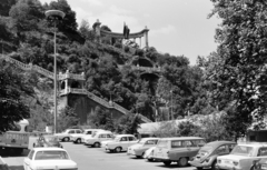 Magyarország, Budapest I., Döbrentei tér, parkoló a Rudas fürdő mellett. Háttérben a Szent Gellért lépcső és fent a Szent Gellért szobor., 1974, FŐFOTÓ, Budapest, Volkswagen Bogár, Opel Kadett, rendszám, parkoló, Fortepan #216234