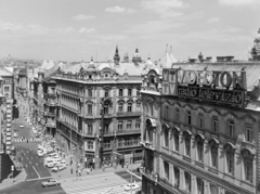 Magyarország, Budapest V., kilátás a Duna utca 3. felől a Váci utca felé, az előtérben keresztben a Szabad sajtó út., 1974, FŐFOTÓ, könyvesbolt, Budapest, gyalogátkelő, Fortepan #216240