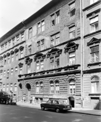 Magyarország, Budapest VII., Murányi utca, szemben középen a 37-es számú ház., 1974, FŐFOTÓ, Budapest, VAZ 2101, Fortepan #216315