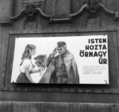 Hungary, Budapest VI., a Westend-ház oldal homlokzata a Nyugati (Marx) téri bejárat mellett. A Fővárosi Moziüzemi Vállalat (FŐMO) által forgalmazott film plakátja., 1969, FŐFOTÓ, Budapest, Fortepan #216334