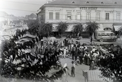 Hungary, Vác, Március 15. (Konstantin) tér, szemben a Széchenyi utca 1. számú ház látható., 1924, Major Lajos, MAVART-organisation, bus, Horse-drawn carriage, Fortepan #216362