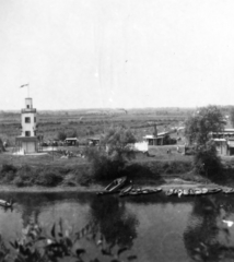 Magyarország, Baja, a Petőfi-sziget a Szentháromság (Béke) tér felől., 1953, Barabás Sarolta, látkép, sziget, vízpart, ladik, Fortepan #216954