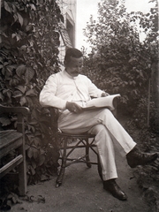 1913, Törökbálint Anno - Magyarszéky Gábor, sitting, chair, reading, Fortepan #217579