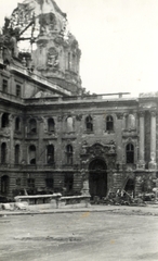 Hungary, Budapest I., a romos Királyi Palota (később Budavári Palota) Hunyadi udvara., 1945, Mihályi Balázs, damaged building, dome, Budapest, war damage, Fortepan #217808