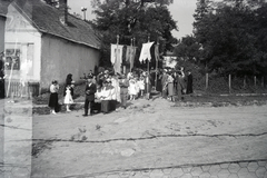 1960, Almássy László, carrying, procession, fence, First Communion, flag, erroneous photo, Fortepan #217854