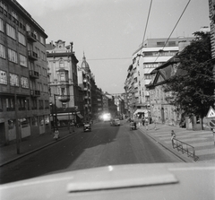 Csehország, Prága, Hlavní mesto, Stepánská a Vencel tér (Václavské námestí) felé nézve., 1959, Kotnyek Antal, Csehszlovákia, forgalom, utcakép, napellenző, Fortepan #21786