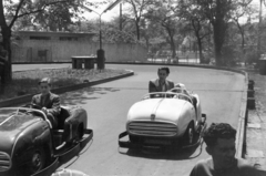 Magyarország, Városliget,Vidámpark, Budapest XIV., Versenyautó., 1965, Almássy László, Budapest, kabrió, versenyautó, vidámpark, autóverseny, Fortepan #217891