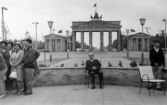 Németország, Berlin, Kelet-Berlin, Pariser Platz, Brandenburgi kapu., 1968, BL, NDK, Kelet-Berlin, Berlini fal, Fortepan #218220