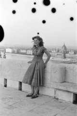 Hungary, Halászbástya, Budapest I., jobbra a háttérben a Parlament., 1955, BL, Budapest, Best of, erroneous photo, lady, Fortepan #218334