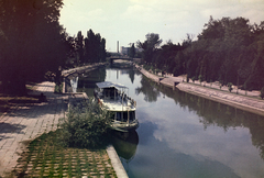 Romania,Transylvania, Timisoara, a Béga folyó a Mihai Viteazul / Andrei Șaguna hídról a Traian híd felé nézve., 1978, Dőri András, ship, colorful, Fortepan #218651